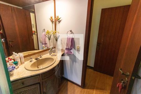 Casa à venda com 400m², 7 quartos e 5 vagasBanheiro da Suíte 3