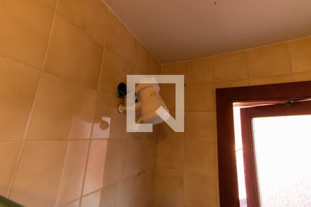 Casa à venda com 400m², 7 quartos e 5 vagasChuveiro da Suíte 4