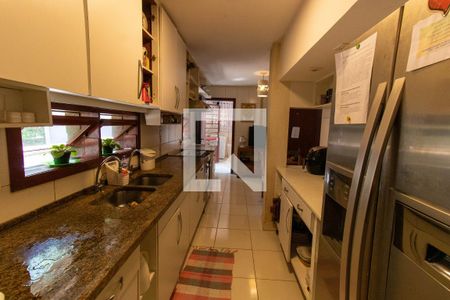 Casa à venda com 400m², 7 quartos e 5 vagasCozinha