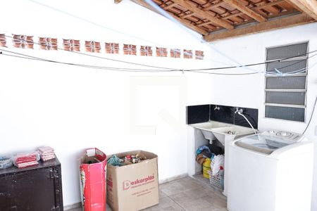 Casa à venda com 170m², 3 quartos e 4 vagasÁrea de Serviço