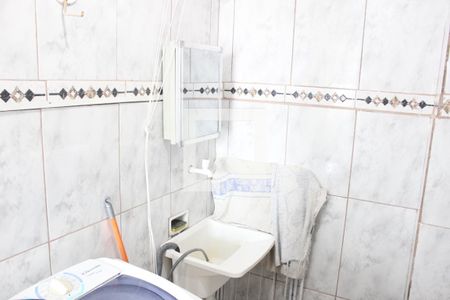Banheiro de apartamento para alugar com 1 quarto, 39m² em Itararé, São Vicente