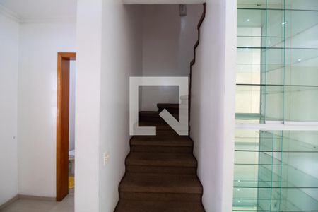 Escada de casa à venda com 4 quartos, 170m² em Santo Amaro, São Paulo