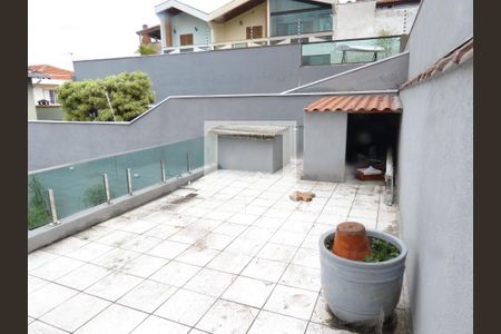 Casa para alugar com 392m², 5 quartos e 6 vagasQuintal