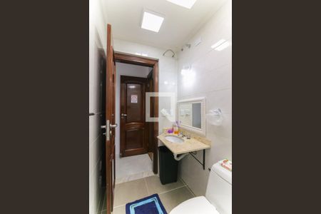 Apartamento à venda com 450m², 4 quartos e 5 vagasBanheiro da Suíte 2