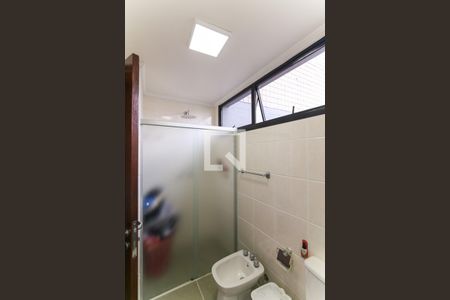 Apartamento à venda com 450m², 4 quartos e 5 vagasBanheiro da Suíte 4