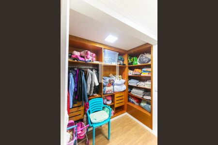 Apartamento à venda com 450m², 4 quartos e 5 vagasQuarto 4