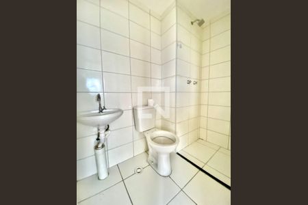 Apartamento para alugar com 49m², 2 quartos e sem vaga Apartamento para alugar com 49m², 2 quartos e sem vagaBanheiro