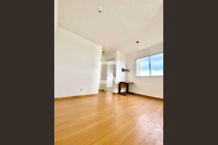 Sala de apartamento para alugar com 2 quartos, 49m² em Bonsucesso, Rio de Janeiro
