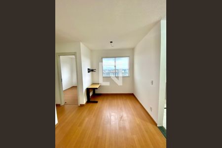 Sala de apartamento para alugar com 2 quartos, 49m² em Bonsucesso, Rio de Janeiro