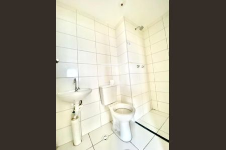 Apartamento para alugar com 49m², 2 quartos e sem vaga Apartamento para alugar com 49m², 2 quartos e sem vagaBanheiro