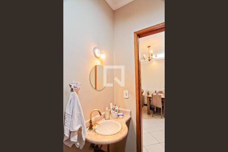 Lavabo de casa à venda com 4 quartos, 139m² em Vila Fiat Lux, São Paulo