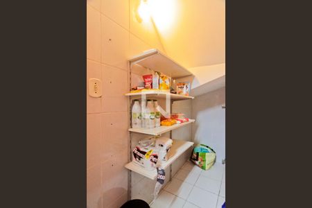 Casa à venda com 139m², 4 quartos e 2 vagasDespensa