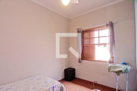 Casa à venda com 139m², 4 quartos e 2 vagasQuarto 3