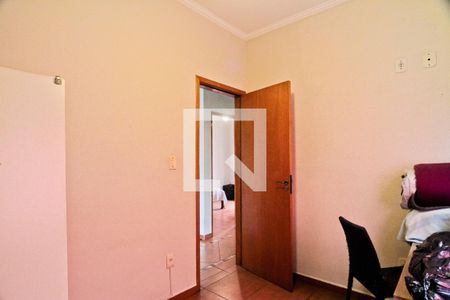Casa à venda com 139m², 4 quartos e 2 vagasQuarto 1