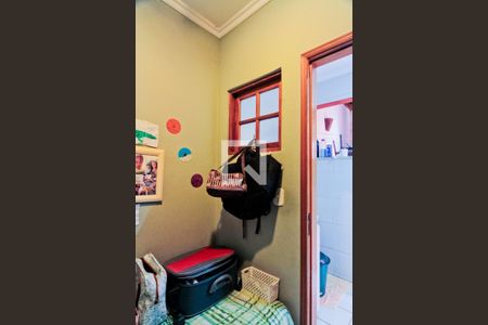 Casa à venda com 139m², 4 quartos e 2 vagasQuarto de Serviço