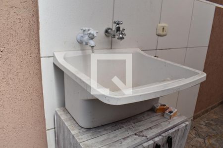 Casa de condomínio à venda com 50m², 2 quartos e 2 vagasÁrea de Serviço