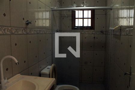 Banheiro  de casa à venda com 2 quartos, 75m² em Feitoria, São Leopoldo