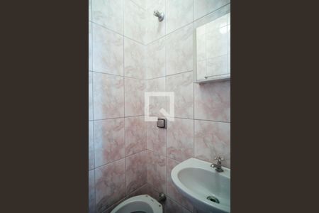 Casa à venda com 215m², 4 quartos e 4 vagas Casa à venda com 215m², 4 quartos e 4 vagasBanheiro da Área gourmet