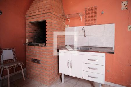 Casa à venda com 215m², 4 quartos e 4 vagas Casa à venda com 215m², 4 quartos e 4 vagasÁrea gourmet