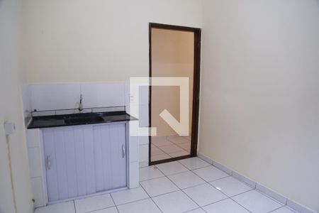 Sala-Cozinha de casa para alugar com 1 quarto, 35m² em Piqueri, São Paulo