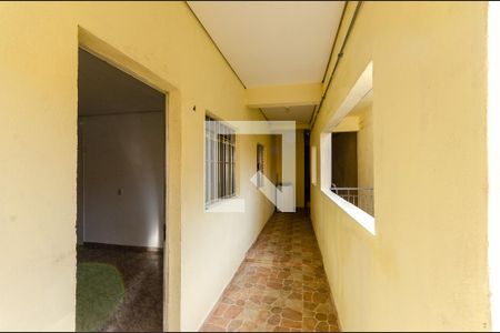 Casa para alugar com 34m², 1 quarto e sem vaga Casa para alugar com 34m², 1 quarto e sem vagaCorredor