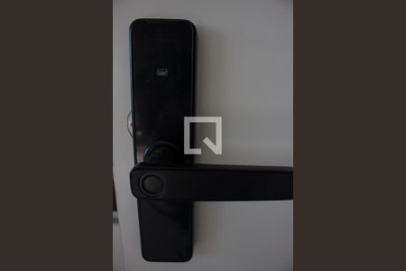 Studio para alugar com 36m², 1 quarto e 1 vaga Studio para alugar com 36m², 1 quarto e 1 vagaFechadura