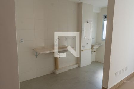 Sala/Cozinha de apartamento para alugar com 2 quartos, 43m² em Parque Industrial, Campinas