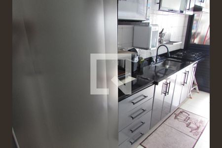 Apartamento para alugar com 58m², 2 quartos e 2 vagasCozinha