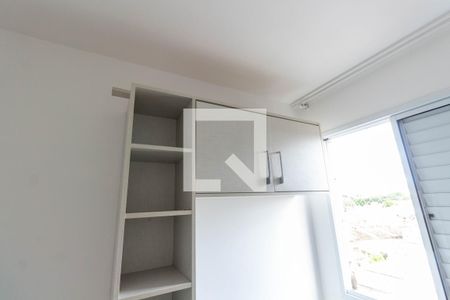Apartamento à venda com 50m², 2 quartos e 1 vagaQuarto 2 - Armários