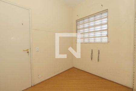 Apartamento à venda com 182m², 4 quartos e 2 vagasQuarto de Serviço