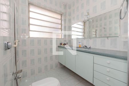 Apartamento à venda com 182m², 4 quartos e 2 vagasBanheiro da Suíte 1