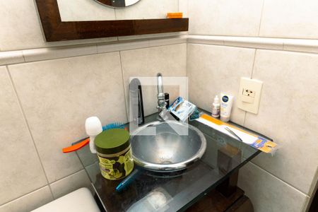 Apartamento para alugar com 38m², 2 quartos e 1 vaga Apartamento para alugar com 38m², 2 quartos e 1 vagaBanheiro