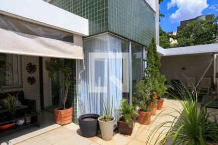 Apartamento à venda com 207m², 3 quartos e 3 vagas Apartamento à venda com 207m², 3 quartos e 3 vagasÁrea comum
