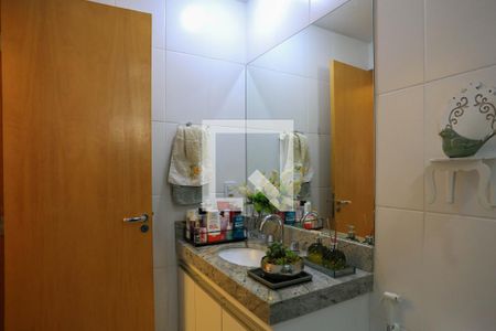 Apartamento à venda com 207m², 3 quartos e 3 vagas Apartamento à venda com 207m², 3 quartos e 3 vagasBanheiro 3