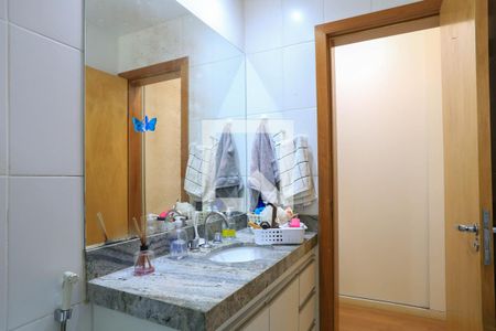 Apartamento à venda com 207m², 3 quartos e 3 vagas Apartamento à venda com 207m², 3 quartos e 3 vagasBanheiro 1