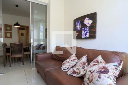 Apartamento à venda com 207m², 3 quartos e 3 vagas Apartamento à venda com 207m², 3 quartos e 3 vagasSala
