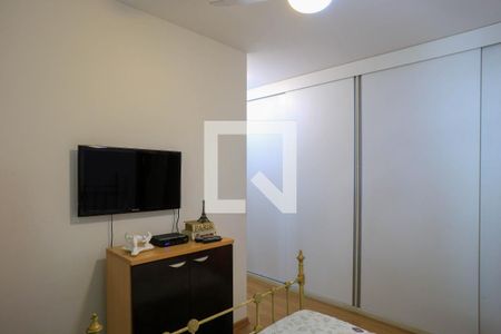 Apartamento à venda com 207m², 3 quartos e 3 vagas Apartamento à venda com 207m², 3 quartos e 3 vagasQuarto 1