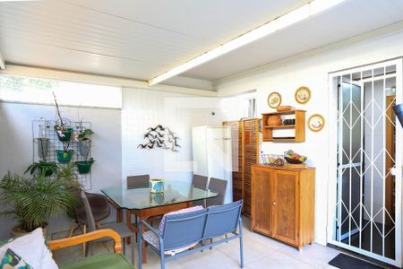 Apartamento à venda com 207m², 3 quartos e 3 vagas Apartamento à venda com 207m², 3 quartos e 3 vagasÁrea Gourmet