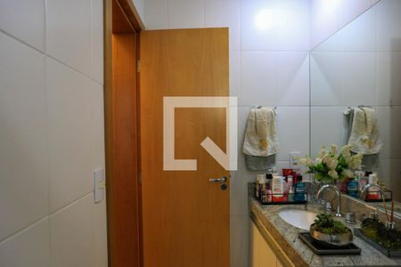 Apartamento à venda com 207m², 3 quartos e 3 vagas Apartamento à venda com 207m², 3 quartos e 3 vagasLavabo