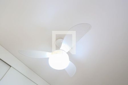 Apartamento à venda com 207m², 3 quartos e 3 vagas Apartamento à venda com 207m², 3 quartos e 3 vagasEscritório