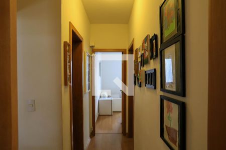 Apartamento à venda com 207m², 3 quartos e 3 vagas Apartamento à venda com 207m², 3 quartos e 3 vagasCorredor