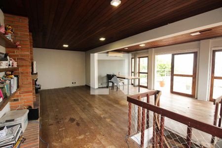 Sala 2 de casa à venda com 3 quartos, 220m² em Medianeira, Porto Alegre