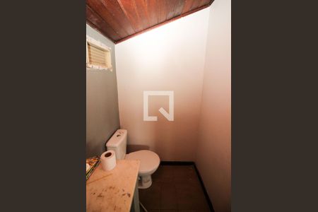 Casa à venda com 220m², 3 quartos e 2 vagas Casa à venda com 220m², 3 quartos e 2 vagasLavabo 2