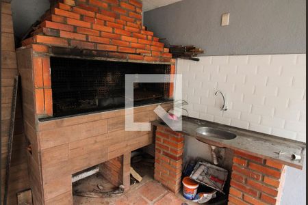 Casa à venda com 220m², 3 quartos e 2 vagas Casa à venda com 220m², 3 quartos e 2 vagasVaranda