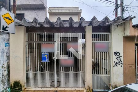 Casa para alugar com 300m², 2 quartos e 1 vagaFachada