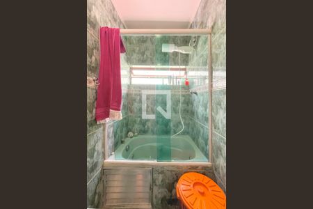 Casa à venda com 110m², 3 quartos e 7 vagasBanheiro da Suíte