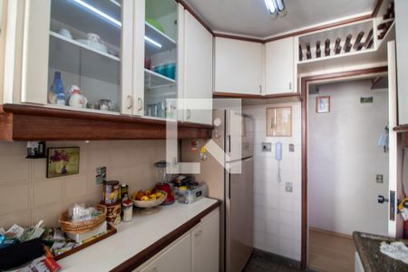 Apartamento para alugar com 75m², 2 quartos e 1 vaga Apartamento para alugar com 75m², 2 quartos e 1 vagaCozinha
