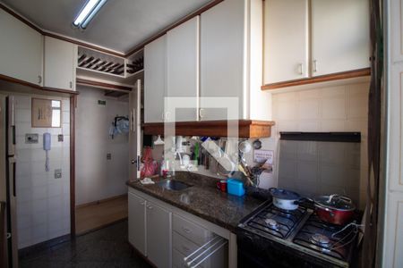 Apartamento para alugar com 75m², 2 quartos e 1 vaga Apartamento para alugar com 75m², 2 quartos e 1 vagaCozinha