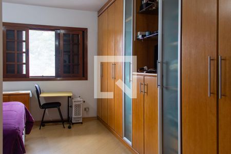 Casa à venda com 200m², 4 quartos e 4 vagas Casa à venda com 200m², 4 quartos e 4 vagasSuíte 1