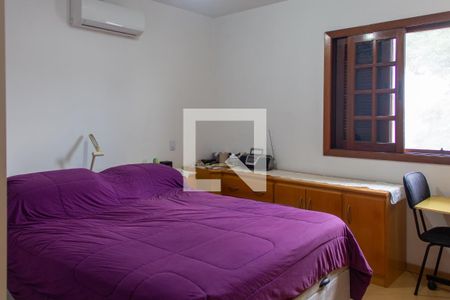 Casa à venda com 200m², 4 quartos e 4 vagas Casa à venda com 200m², 4 quartos e 4 vagasSuíte 1